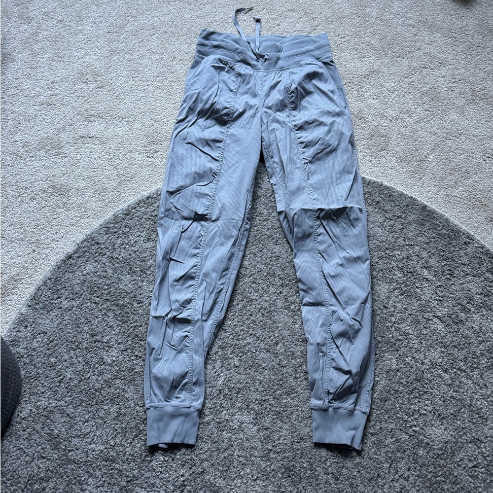 EUC Lululemon dance studio jogger